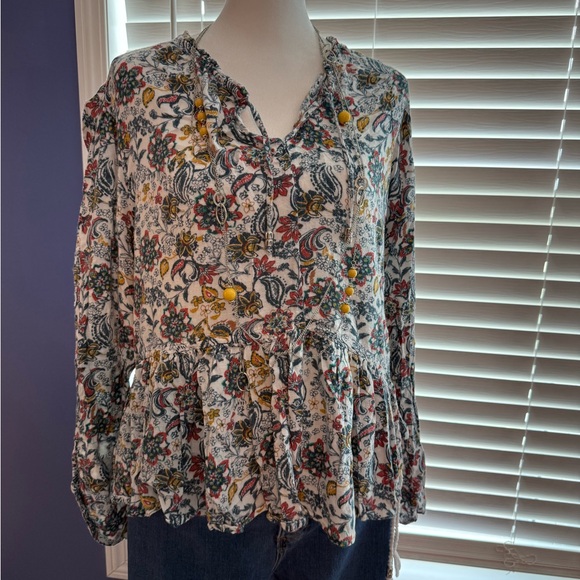 Time and Tru Tops - Time and Tru Multicolor Floral Blouse